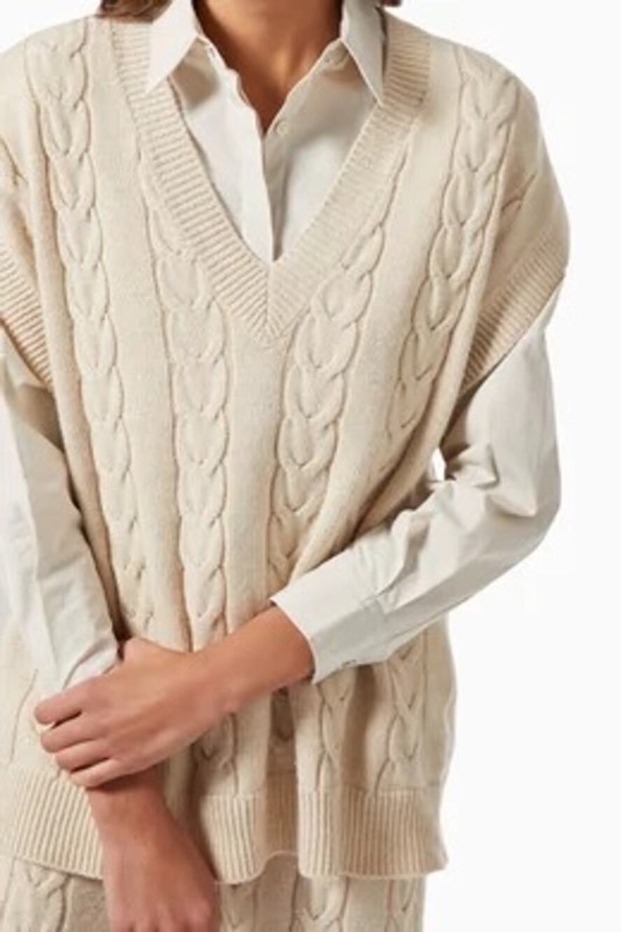 The Frankie Shop Jules Wool Blend Cable Knit V-Neck Cream Vest S